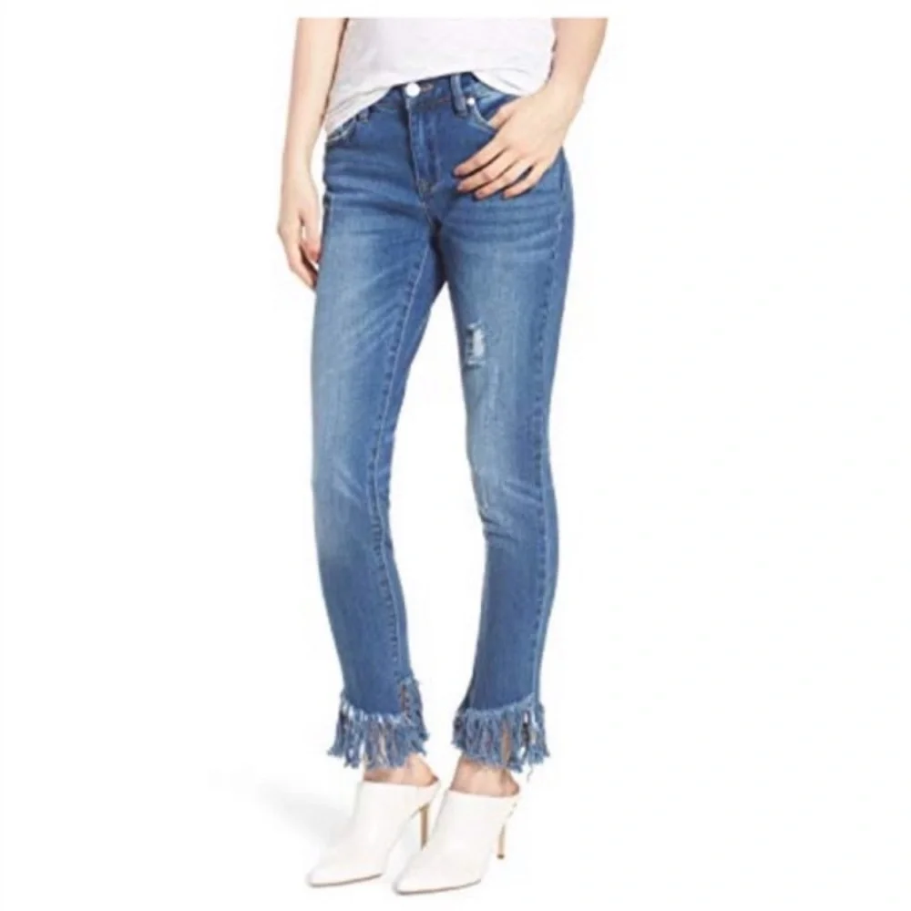 BlankNYC The Reade Classic Frayed Hem Skinny Jeans 26 - Picture 3 of 14